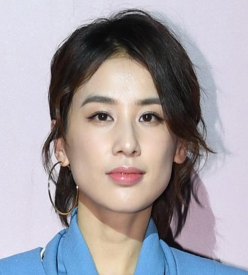 初見驚豔不已,再見路人甲乙!這12個明星顏值成謎,這臉怎麼了? 初見驚豔不已,再見路人甲乙!這12個明星顏值成謎,這臉怎麼了?