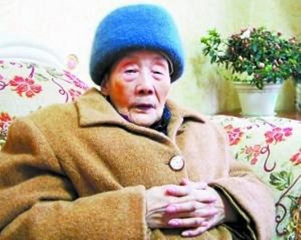 渣滓洞屠殺唯一倖存的女戰士,掃射未死跳進尿池逃生,後來如何? 渣滓洞屠殺唯一倖存的女戰士,掃射未死跳進尿池逃生,後來如何?