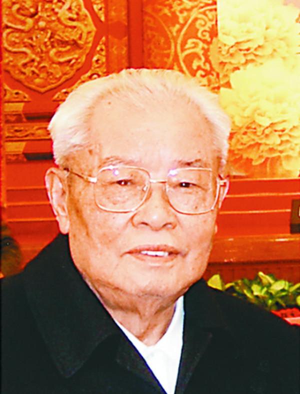 百萬大裁軍,在大軍區中本是保昆明撤成都,為何在最後關頭反轉了 百萬大裁軍,在大軍區中本是保昆明撤成都,為何在最後關頭反轉了