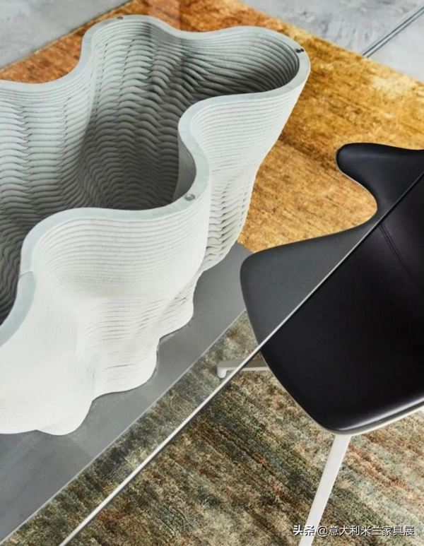 世界首創|Roche Bobois推出3D列印混凝土傢俱 世界首創|Roche Bobois推出3D列印混凝土傢俱