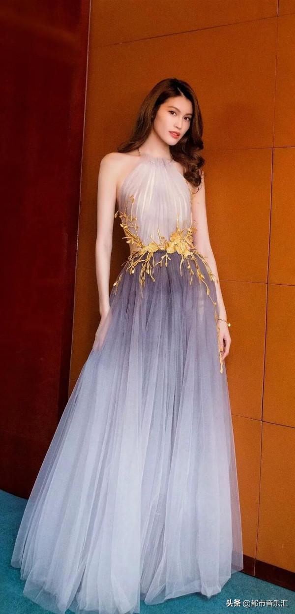 高畫質明星美圖《何穗》