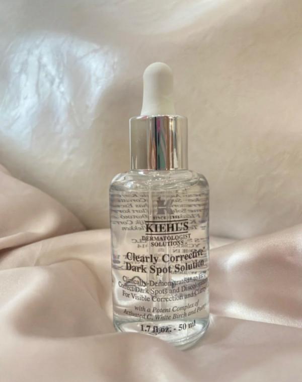 30歲精華怎麼挑選?這5款好用不貴的系列,適合不同膚質去選擇 30歲精華怎麼挑選?這5款好用不貴的系列,適合不同膚質去選擇