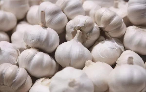 “延緩衰老”的10大行為,梳頭、泡腳也算在內,堅持有效 “延緩衰老”的10大行為,梳頭、泡腳也算在內,堅持有效