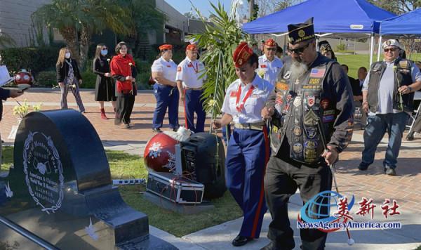 南加僑胞與美退伍老兵舉行南京大屠殺及珍珠港事件死難者公祭