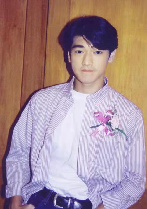 九位一線明星年輕時顏值有多高？個個可以靠臉吃飯