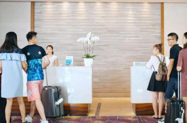 前臺小妹不理解:酒店鐘點房想不通為何受歡迎?4個小時夠幹啥 前臺小妹不理解:酒店鐘點房想不通為何受歡迎?4個小時夠幹啥