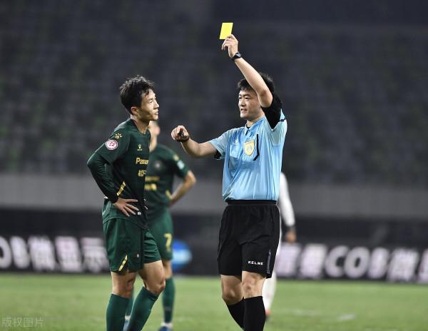 浙江隊2021賽季總結：偏執的中前場引援，未能補救的腰缺陷