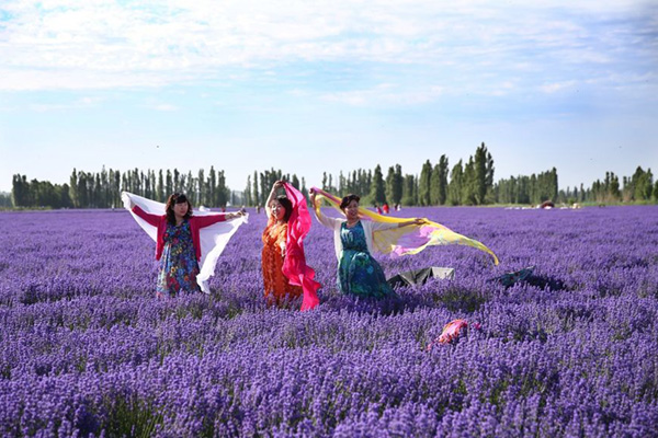 出國有什麼了不起?你來過新疆嗎? 出國有什麼了不起?你來過新疆嗎?