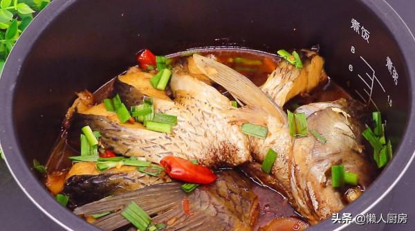 天冷了,我家隔天就用電飯鍋這樣燉魚,不用加水,別不懂吃魚 天冷了,我家隔天就用電飯鍋這樣燉魚,不用加水,別不懂吃魚