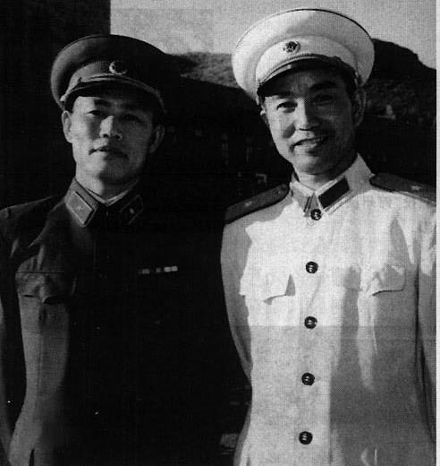 1963年，118師副師長在內蒙找到一流浪漢：知道我找你多久嗎？