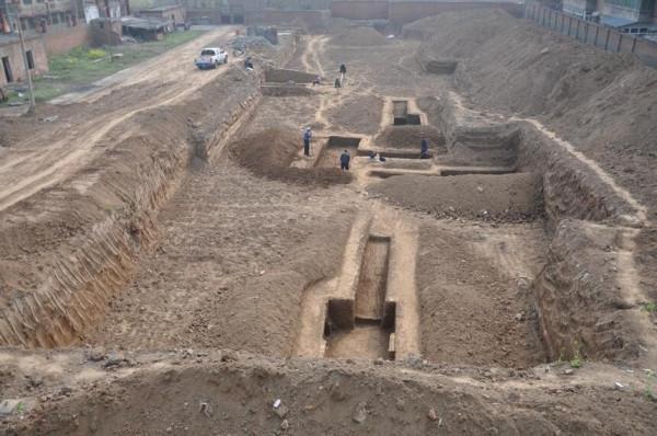 為何盜墓賊只抽金絲,不拿玉衣?盜墓賊:你當我傻啊 為何盜墓賊只抽金絲,不拿玉衣?盜墓賊:你當我傻啊