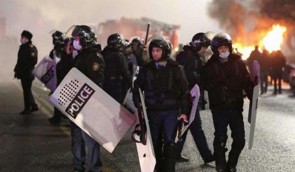 國際雙標名場面再現，布林肯質疑俄出兵必要性，哈國局勢前途未卜