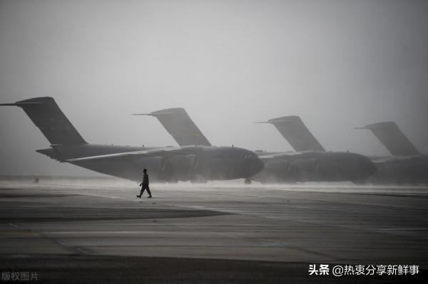 範奧沃斯特將軍計劃將貨機武器化