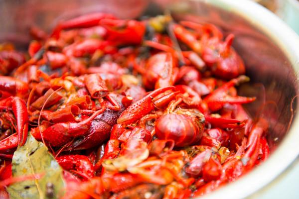 闢謠!冰激凌、螃蟹和柿子…孕婦都不能吃嗎?你想知道的答案來了 闢謠!冰激凌、螃蟹和柿子…孕婦都不能吃嗎?你想知道的答案來了