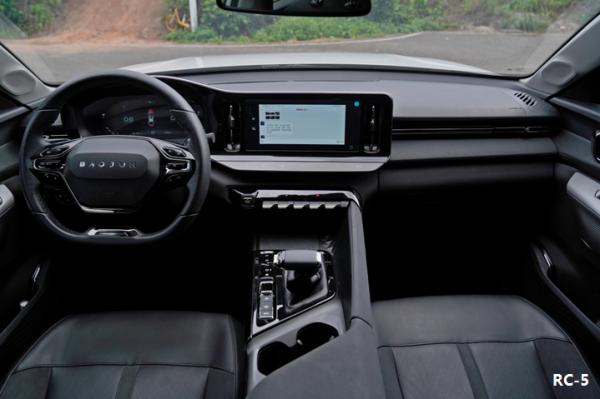 預算10萬的家用車如何選？叫好又叫座的兩款優選國貨，瞭解一下？