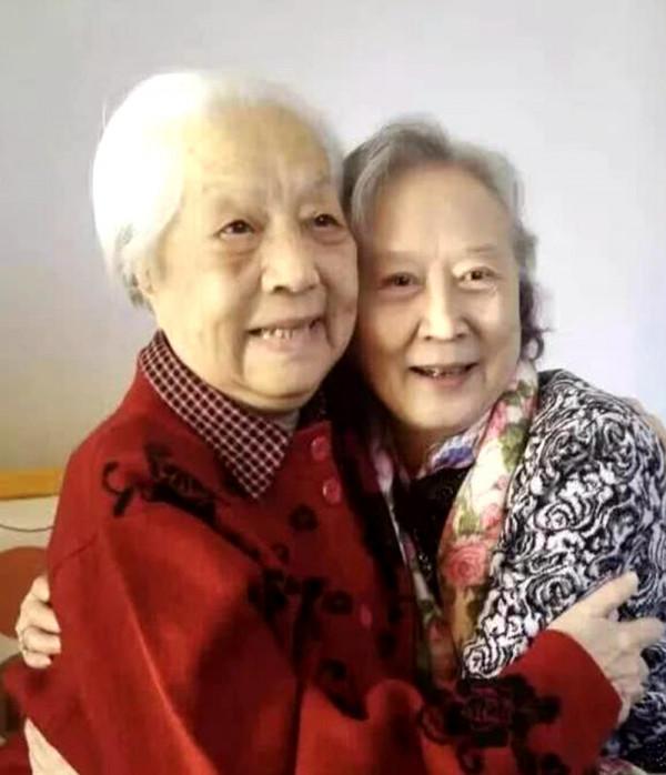 京劇《紅燈記》主要演員今昔照，劉長瑜寶刀未老，半數主演已離世