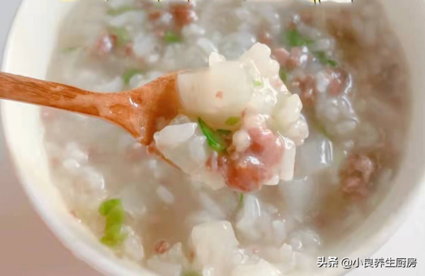 天冷了,不管有錢沒錢,早餐記得喝這粥,暖胃暖身,順利平安過冬 天冷了,不管有錢沒錢,早餐記得喝這粥,暖胃暖身,順利平安過冬