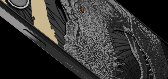 史前暴龍牙齒+純正琥珀化石 Caviar推出限量iphone13