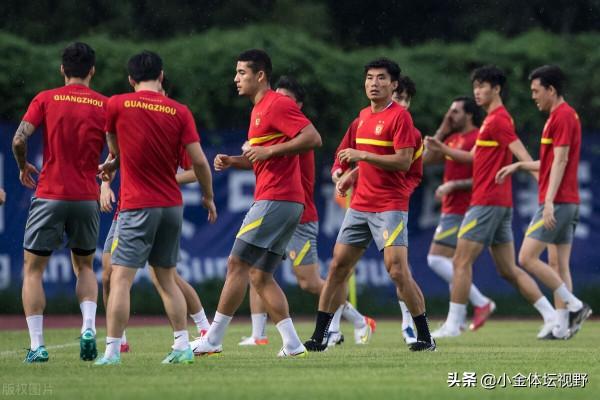 曝恆大球場已收回：“世界最大”球場恐爛尾，新老闆至少再花80億