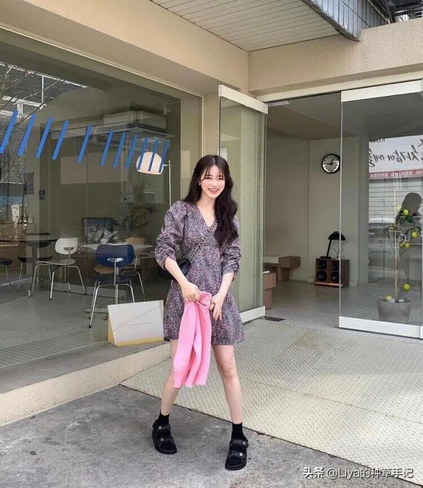 90斤和120斤的女生,穿同一件衣服差別到底有多大 90斤和120斤的女生,穿同一件衣服差別到底有多大