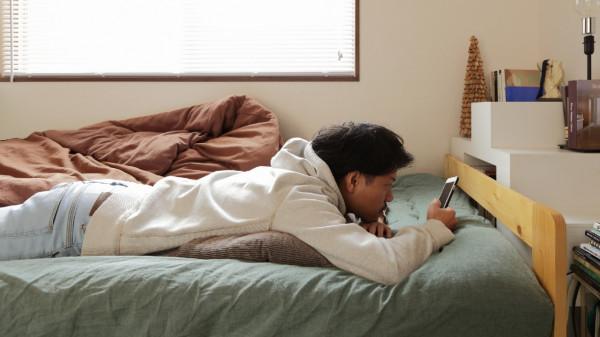 和美國綁得越緊,日本衰落越快,年輕人像溫水裡的青蛙,慢慢變窮 和美國綁得越緊,日本衰落越快,年輕人像溫水裡的青蛙,慢慢變窮