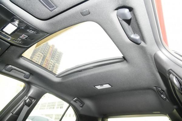 體驗雷克薩斯UX,外觀很漂亮,配2.0L油電混合動力 體驗雷克薩斯UX,外觀很漂亮,配2.0L油電混合動力