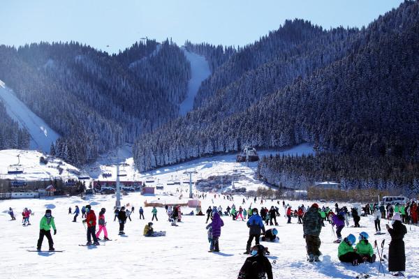 探訪絲綢之路國際度假區,是冬季滑雪度假的理想選擇,景色超美 探訪絲綢之路國際度假區,是冬季滑雪度假的理想選擇,景色超美