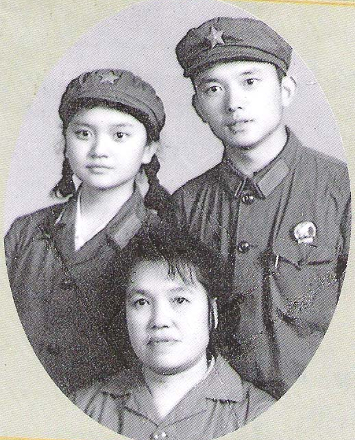 歌唱家王靜:與聶衛平離婚後,經歷兩段失敗的戀情,年近60仍單身 歌唱家王靜:與聶衛平離婚後,經歷兩段失敗的戀情,年近60仍單身