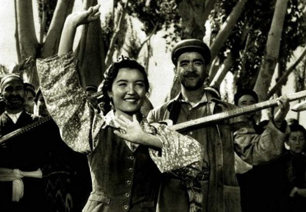 10位被遺忘的新疆美女明星 今昔變化大 有人89歲仍美 有人27歲便去世