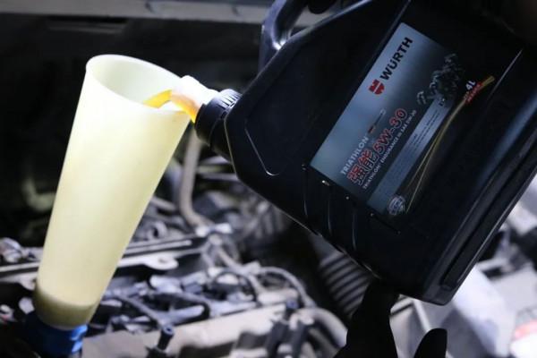 怪獸修車:翻新“老舊狀態”的11年起亞索蘭託,15萬公里重回巔峰 怪獸修車:翻新“老舊狀態”的11年起亞索蘭託,15萬公里重回巔峰