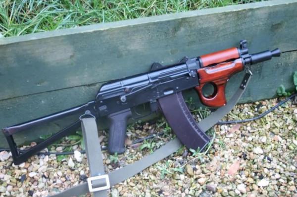 “哥薩克”僱傭兵的20種武器，單兵配置僅次於俄軍特種兵