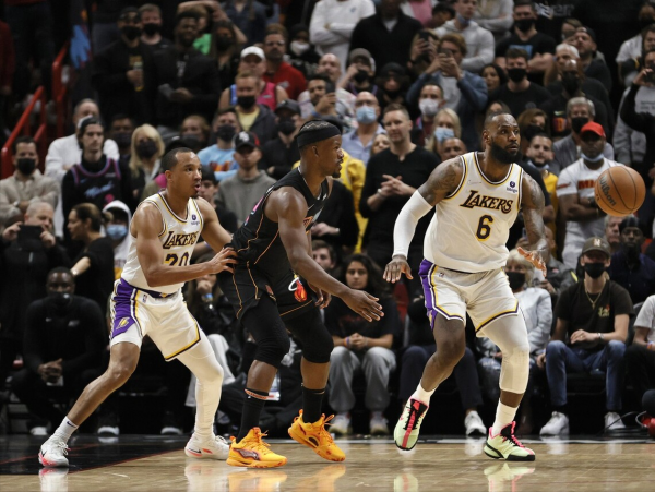 NBA球隊戰力榜更新！湖人上升2位，籃網下跌，太陽衝上榜首