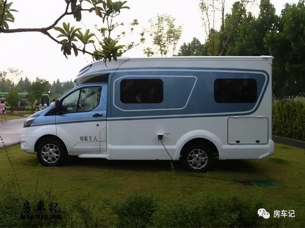 時尚美學兼顧!小身材大味道!2021款宇通C520小頂房車 時尚美學兼顧!小身材大味道!2021款宇通C520小頂房車