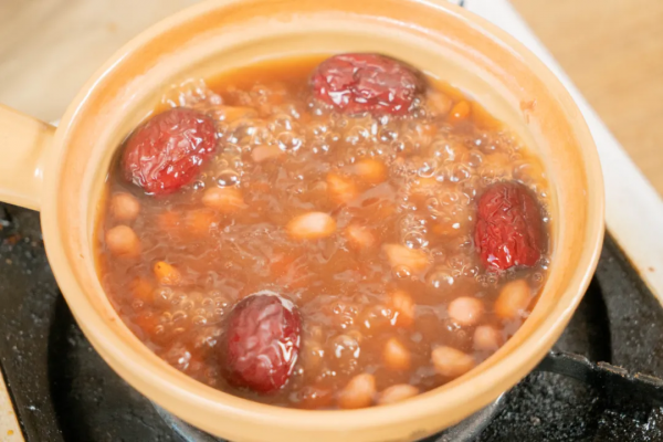 冬天一定多喝它！補血養顏還潤燥，懂行的都這麼煮