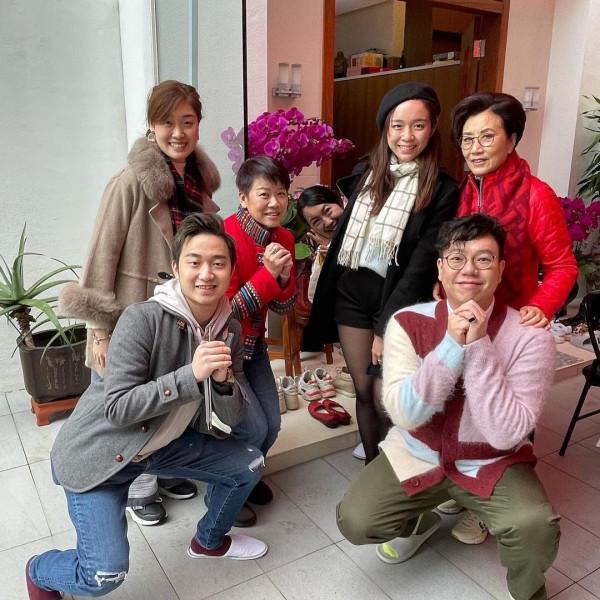汪明荃羅家英獲後輩拜年 熱鬧滿屋