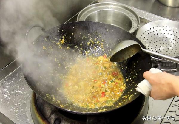 超鮮嫩的蒜香雞做法如此簡單，吃過都說好，蒜蓉入味，鮮香四溢