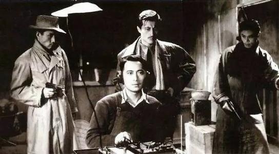 2021年：讓娛樂圈裡的反黑風暴再猛烈一些吧