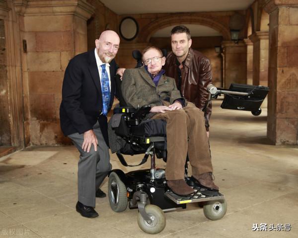 輪椅中舞蹈的科學奇人——霍金1 輪椅中舞蹈的科學奇人——霍金1