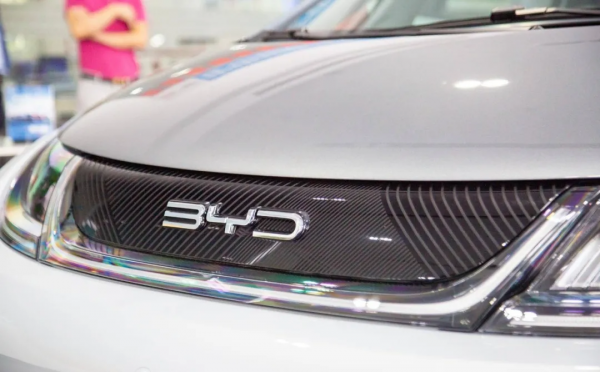 李雲飛營銷“幫倒忙”，比亞迪的高階夢難以成功？