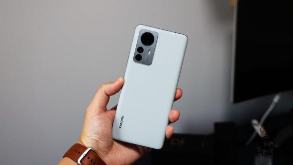 有品眾籌光感護眼讀寫燈能；2021年國內智慧手機銷量冠軍OPPO登頂