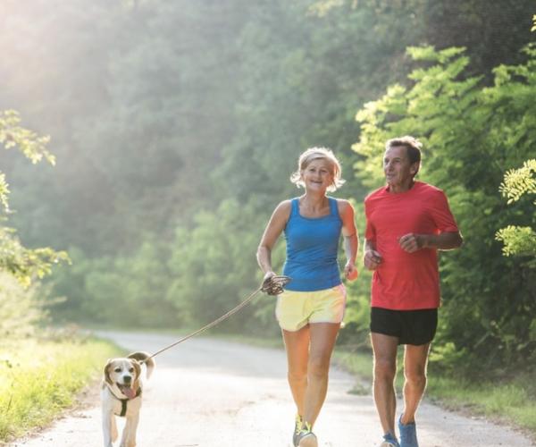 男人50歲後眉毛變長，意味著什麼呢？聽聽醫生怎麼說，漲知識了