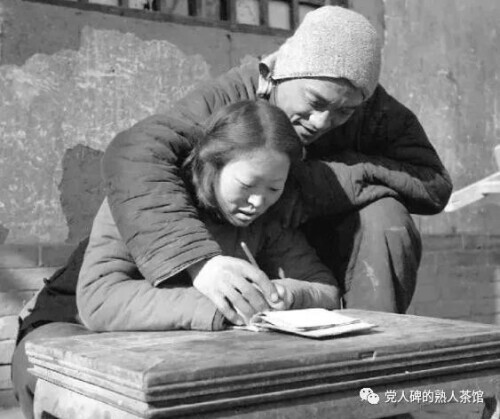 你知道嗎？長征途中每三百米就有一名戰士犧牲，但他們仍然要讀書認字