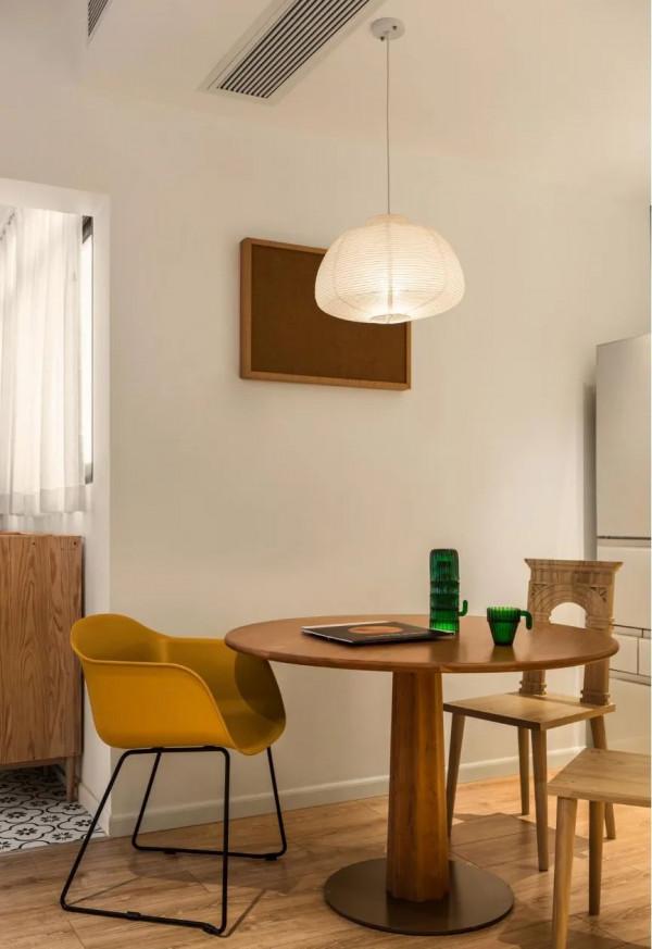 90㎡新房,衣帽間、浴缸和壁爐通通都有,最受女生歡迎Chic風的家 90㎡新房,衣帽間、浴缸和壁爐通通都有,最受女生歡迎Chic風的家