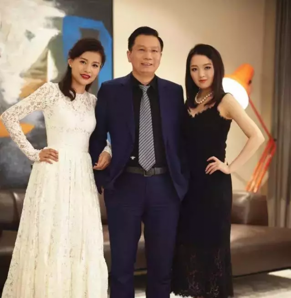 從600元到600億：車建新創業成功，離不開他家的“三朵金花”