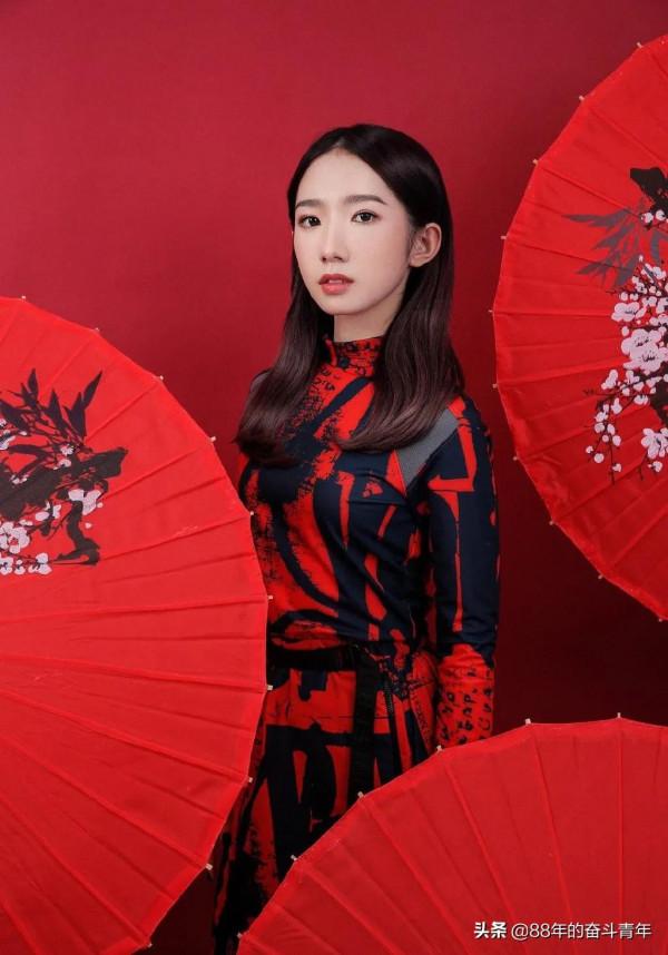 “宇宙少女”孟美岐 “宇宙少女”孟美岐