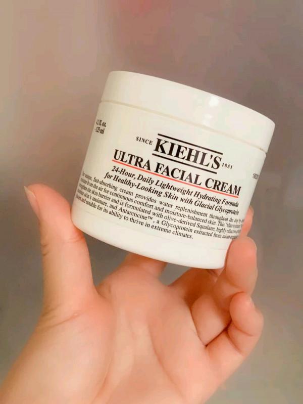 秋冬必備護膚品總結：科顏氏高保溼霜是其一，小棕瓶精華是其二