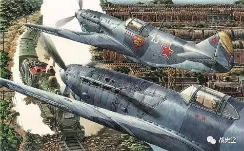 曾被德國空軍爆揍的P-38大隊，空戰不行只能去打卡車和坦克