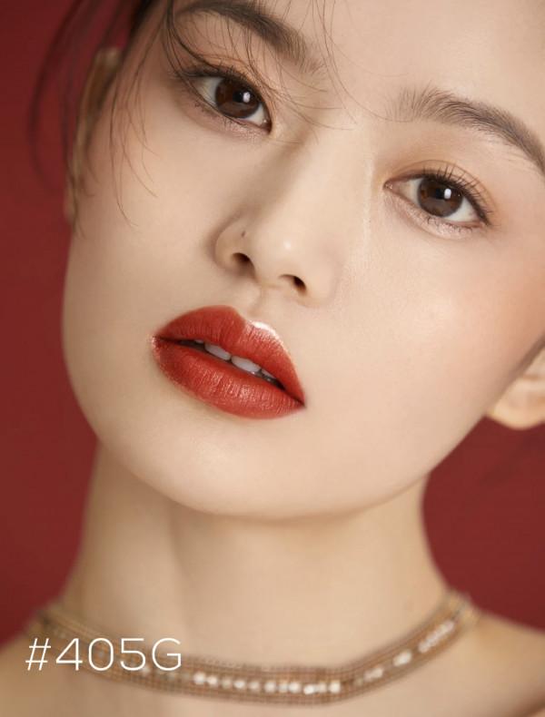 又被紅唇美到了，4支顯白高階的“開運紅”分享，新年就該這麼紅