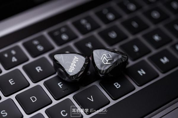 千元級新人聲利器——擼妹評研音Aladdin阿拉丁