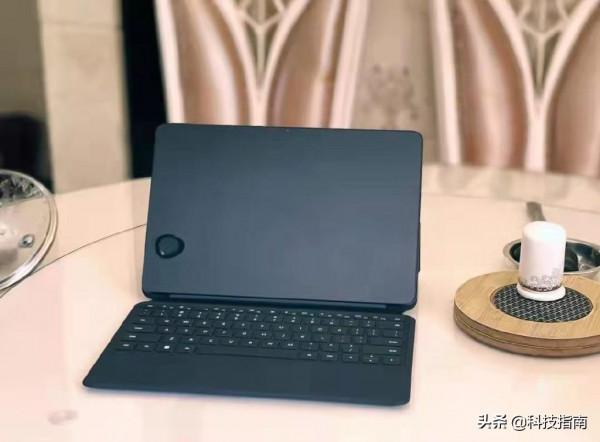 科技指南好物推薦2：BOW三折鍵盤、iPadmini、華為MateBookE等